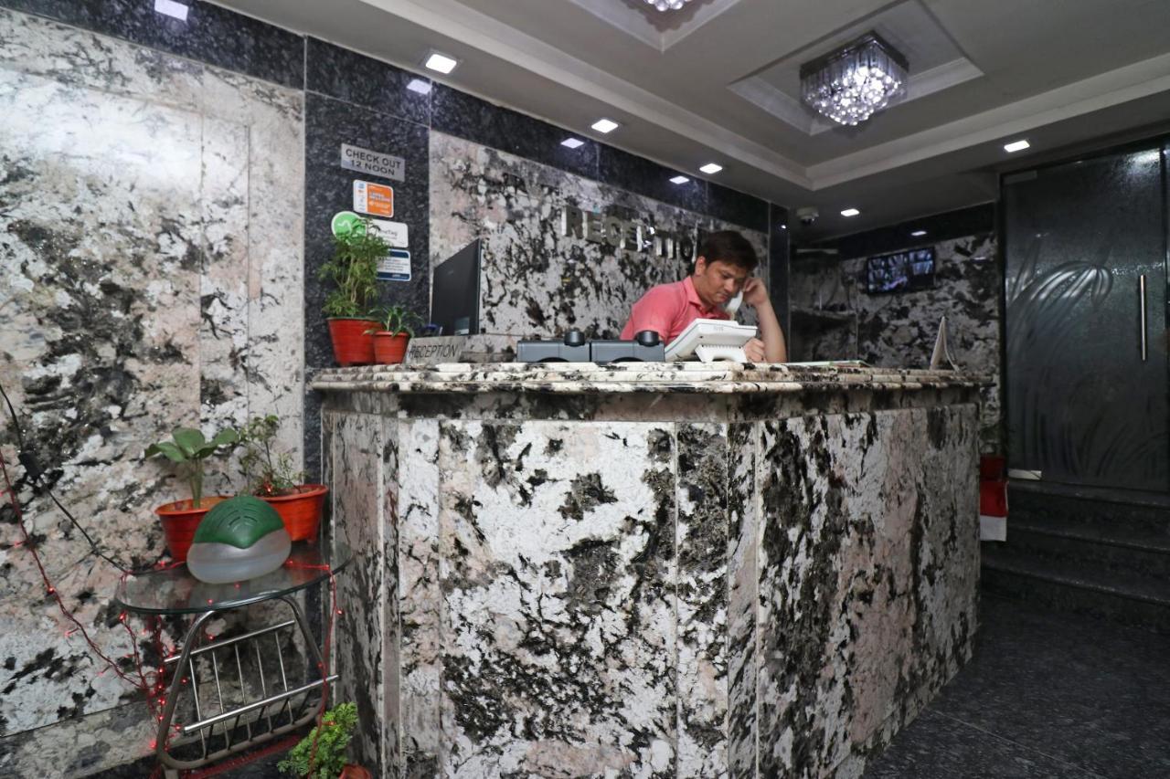 Oyo Flagship 16209 Hotel Ambar Palace Calcutta Bara Bazar Exterior foto