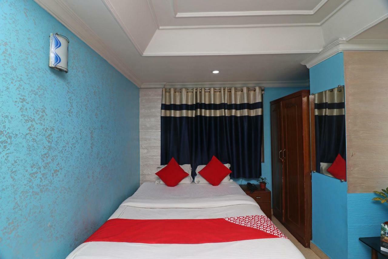 Oyo Flagship 16209 Hotel Ambar Palace Calcutta Bara Bazar Exterior foto