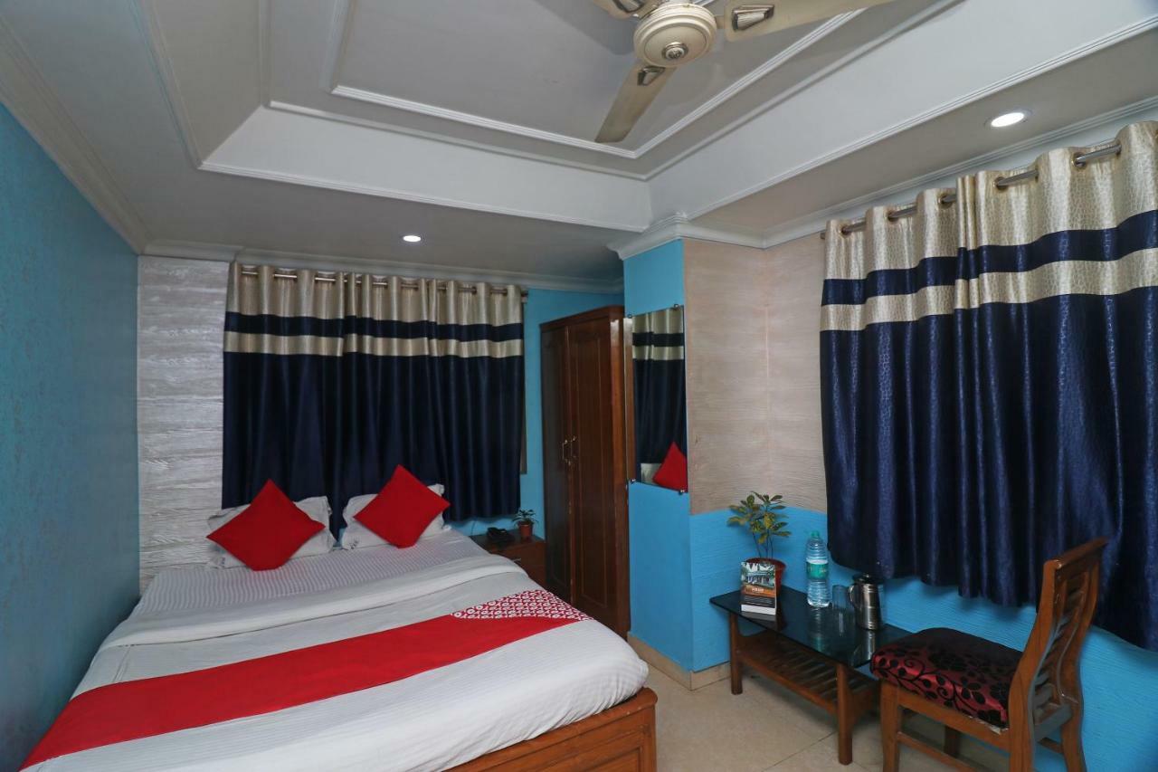 Oyo Flagship 16209 Hotel Ambar Palace Calcutta Bara Bazar Exterior foto