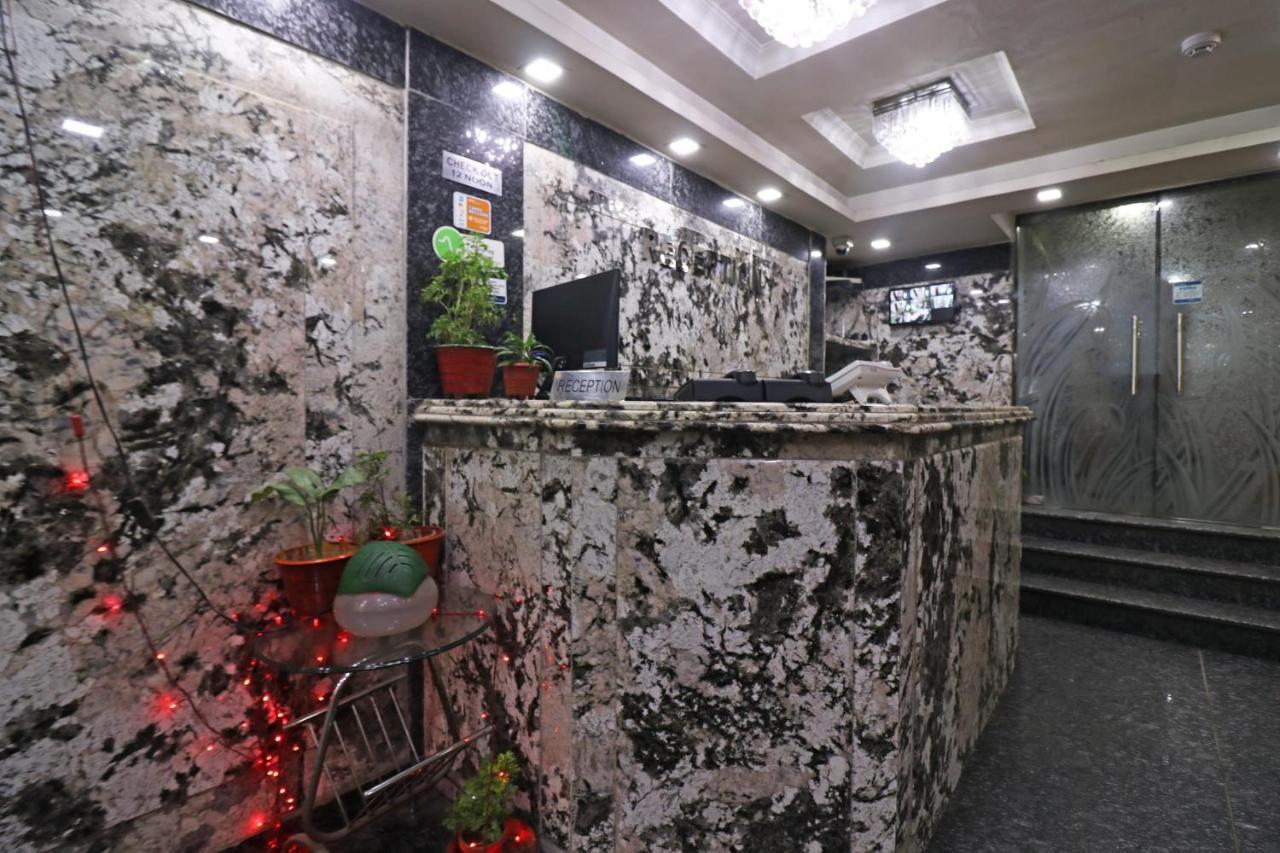 Oyo Flagship 16209 Hotel Ambar Palace Calcutta Bara Bazar Exterior foto