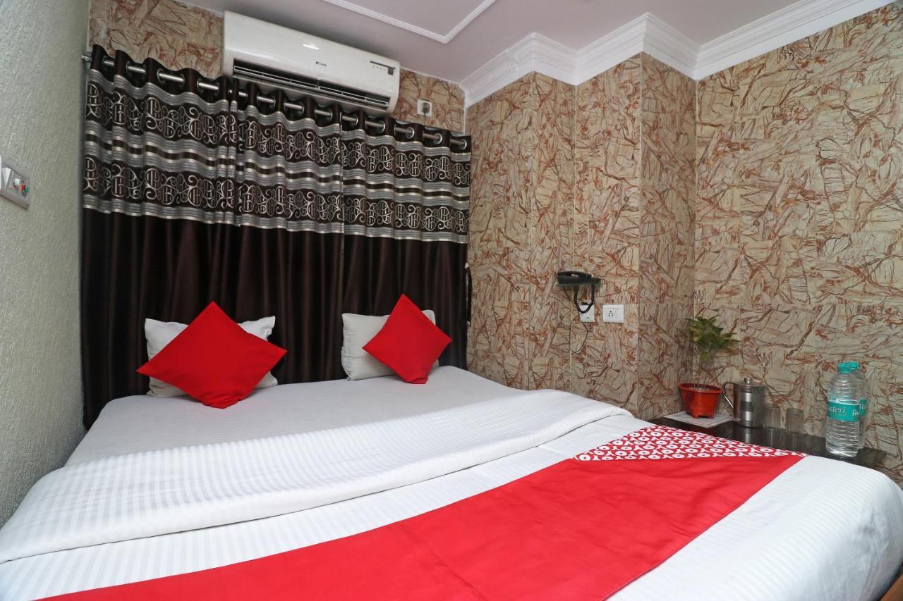 Oyo Flagship 16209 Hotel Ambar Palace Calcutta Bara Bazar Exterior foto