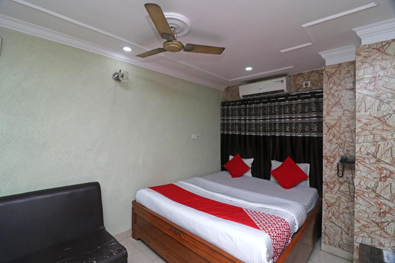 Oyo Flagship 16209 Hotel Ambar Palace Calcutta Bara Bazar Exterior foto